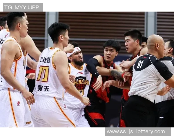 CBA官方重拳出击:贺希宁停赛3场罚10万,史鸿飞停1场罚5万引发热议 CBA官方重拳出击:贺希宁停赛3场罚10万,史鸿飞停1场罚5万引发热议