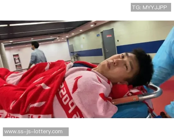 王睿遭遇左脚跟腱断裂,同曦男篮承诺双倍薪水,背后隐藏的团队精神与坚韧力量