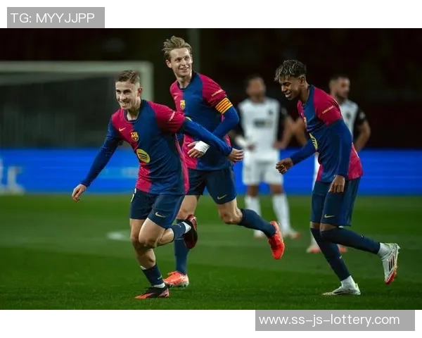 瓦伦主帅:惨败巴萨的痛苦不会消失,必须将其转化为动力 瓦伦主帅:惨败巴萨的痛苦不会消失,必须将其转化为动力